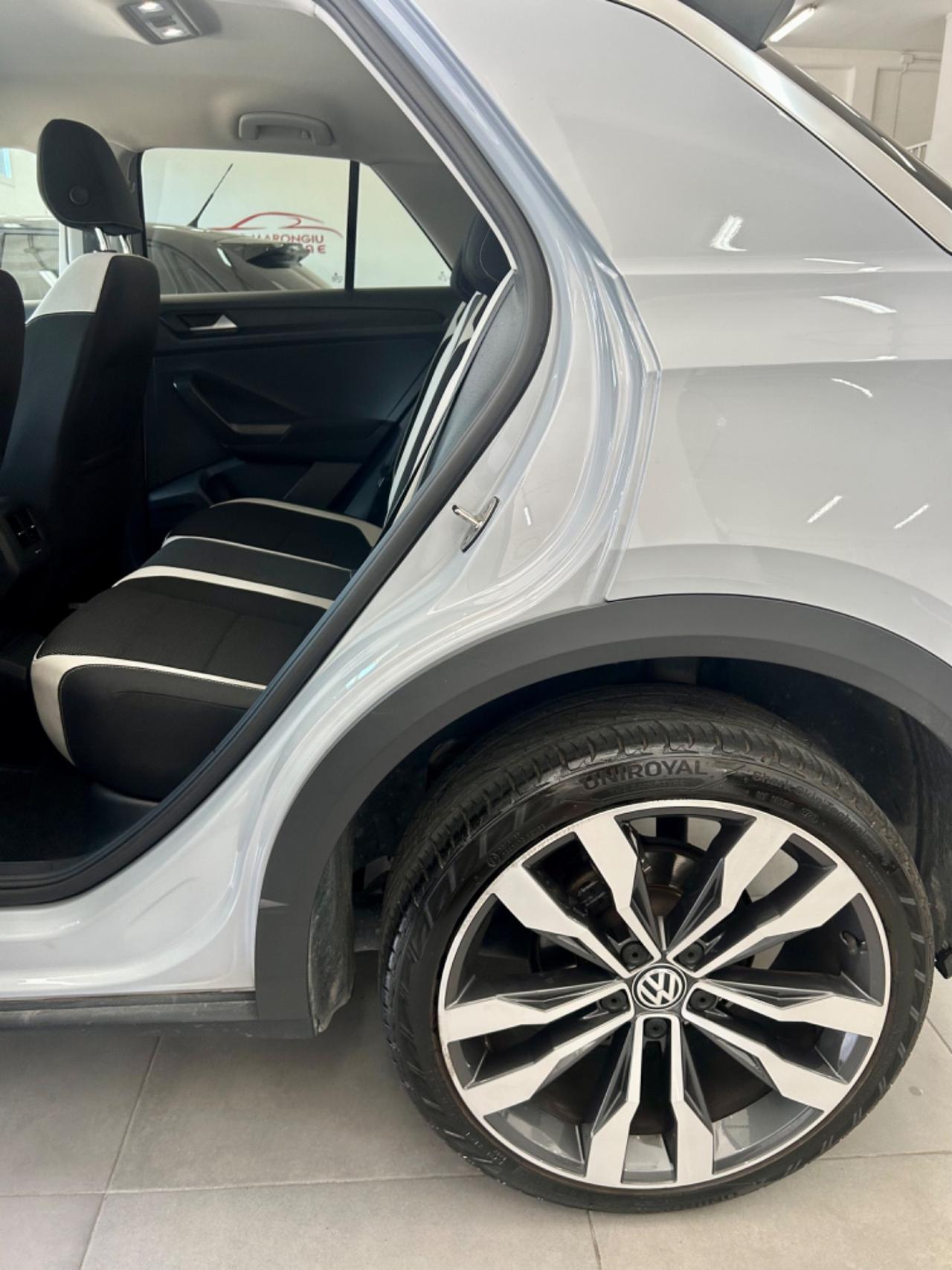 VW T-Roc FULL OPTIONAL finanziabile