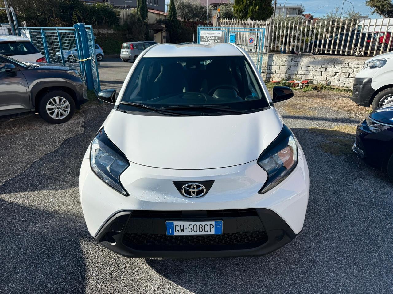Toyota Aygo X 1.0 AUTOM. *SOLO 7.000KM*
