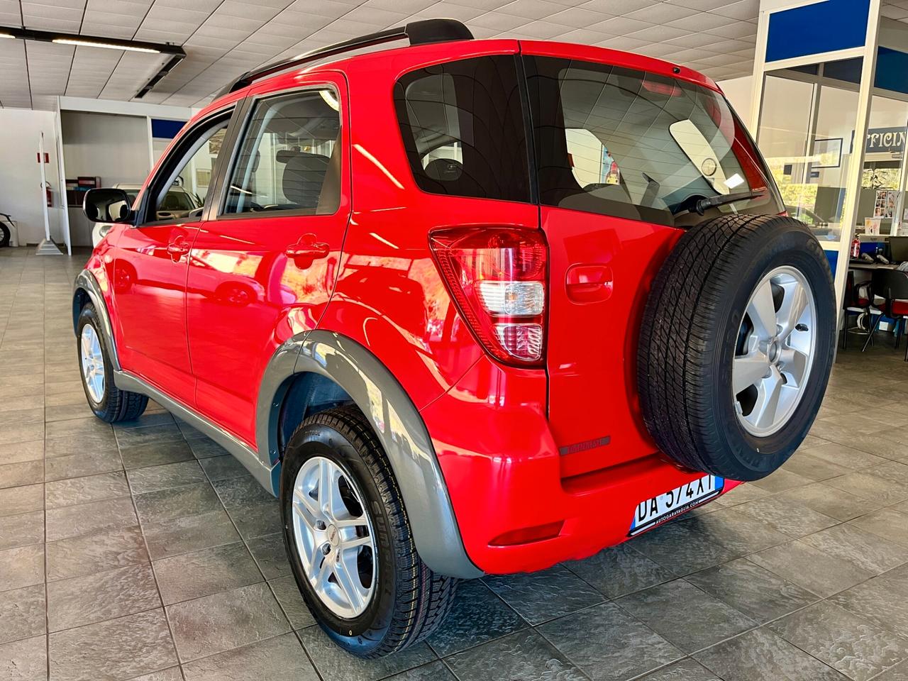 Daihatsu Terios 1.5 4X4 SX O/F-NEOPATENTATI-