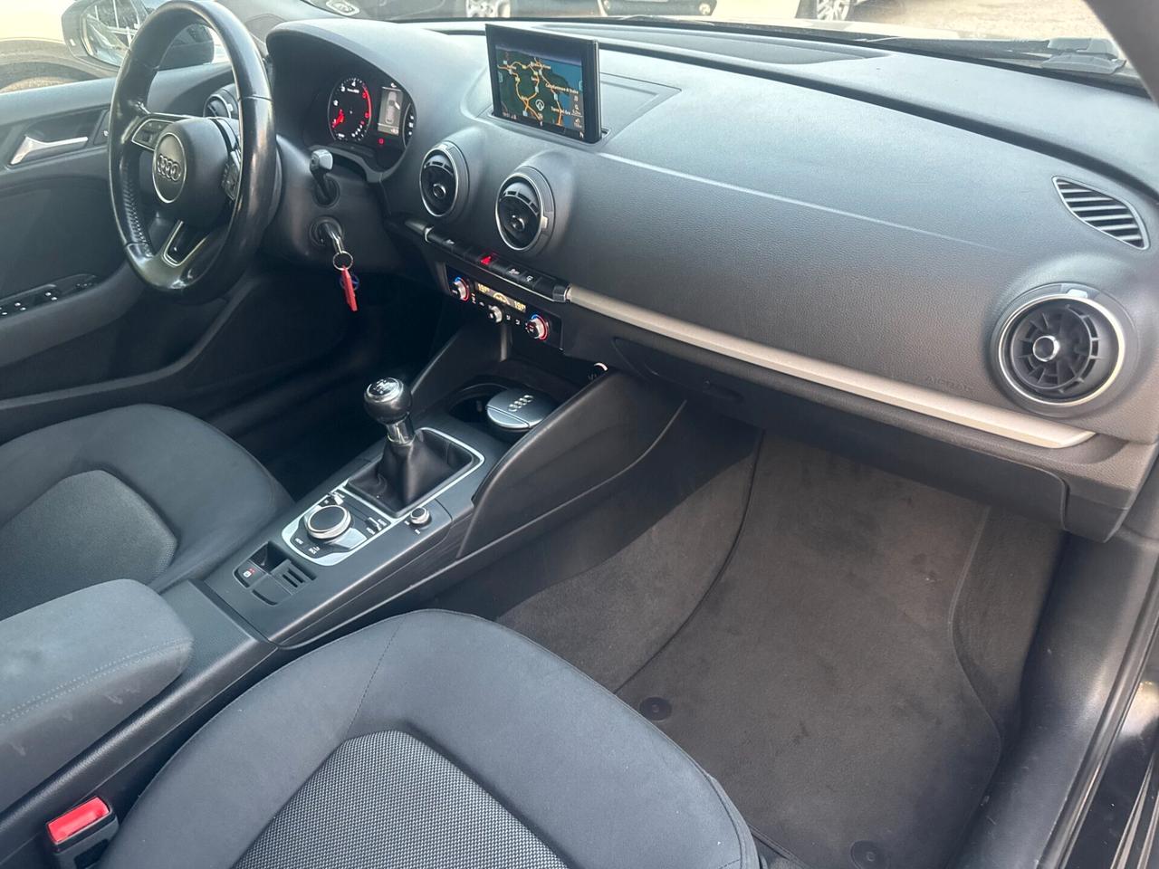 Audi A3 Sportback 1.6 TDI 110CV Sport LED NAV