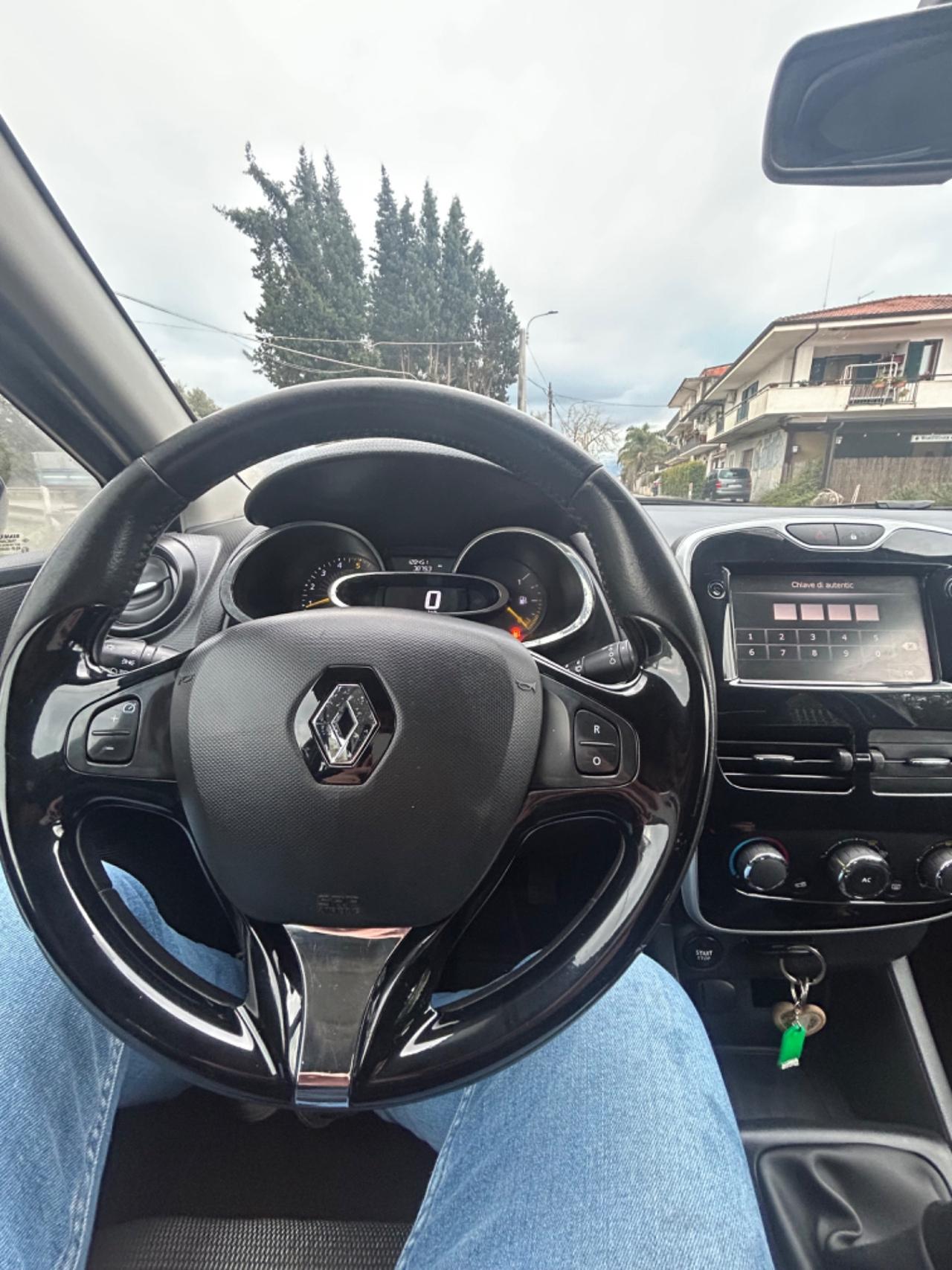 Renault Clio 1.5 dCi 8V 75CV 5 porte Wave