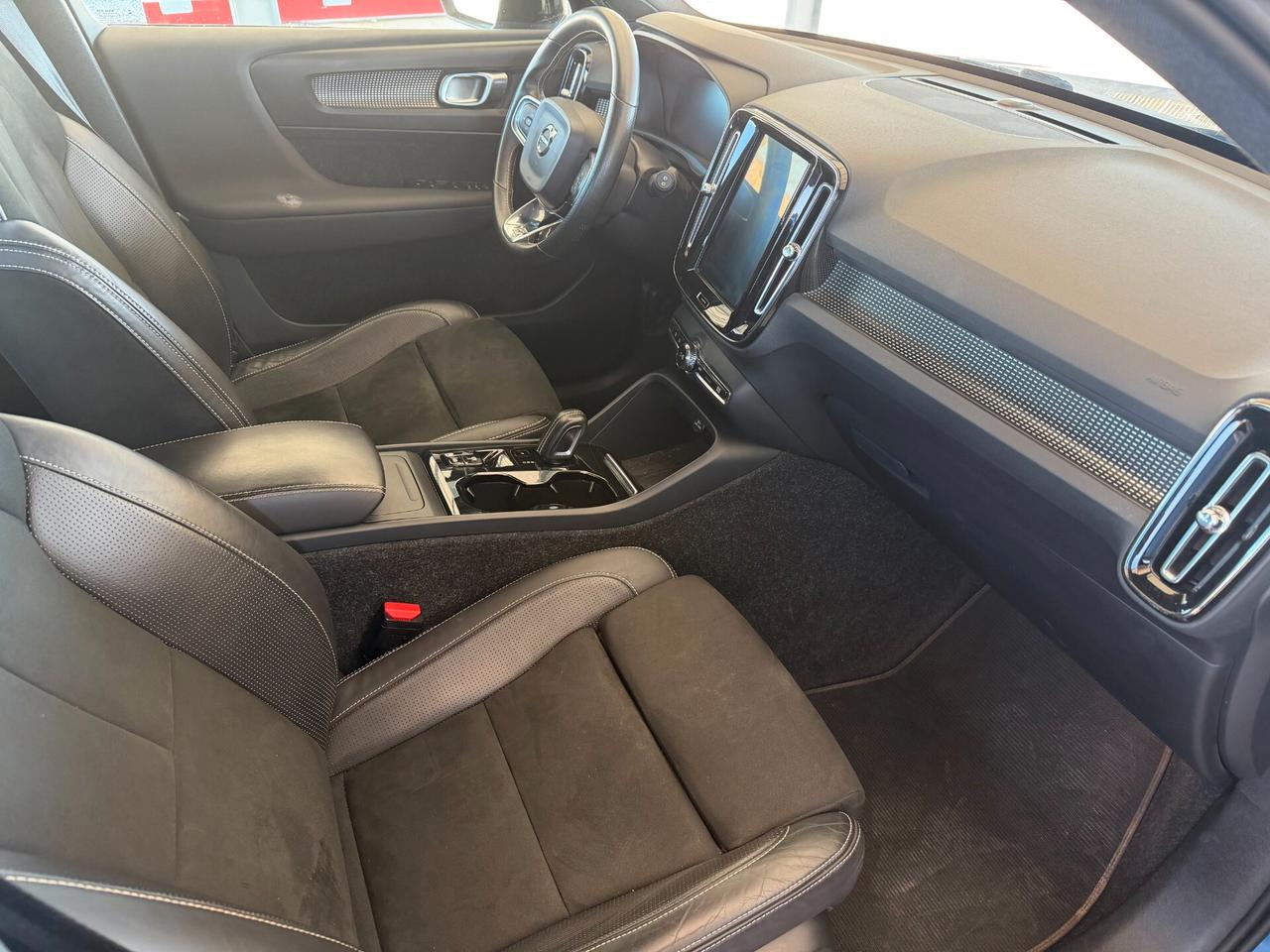 Volvo XC40 AWD R-Design