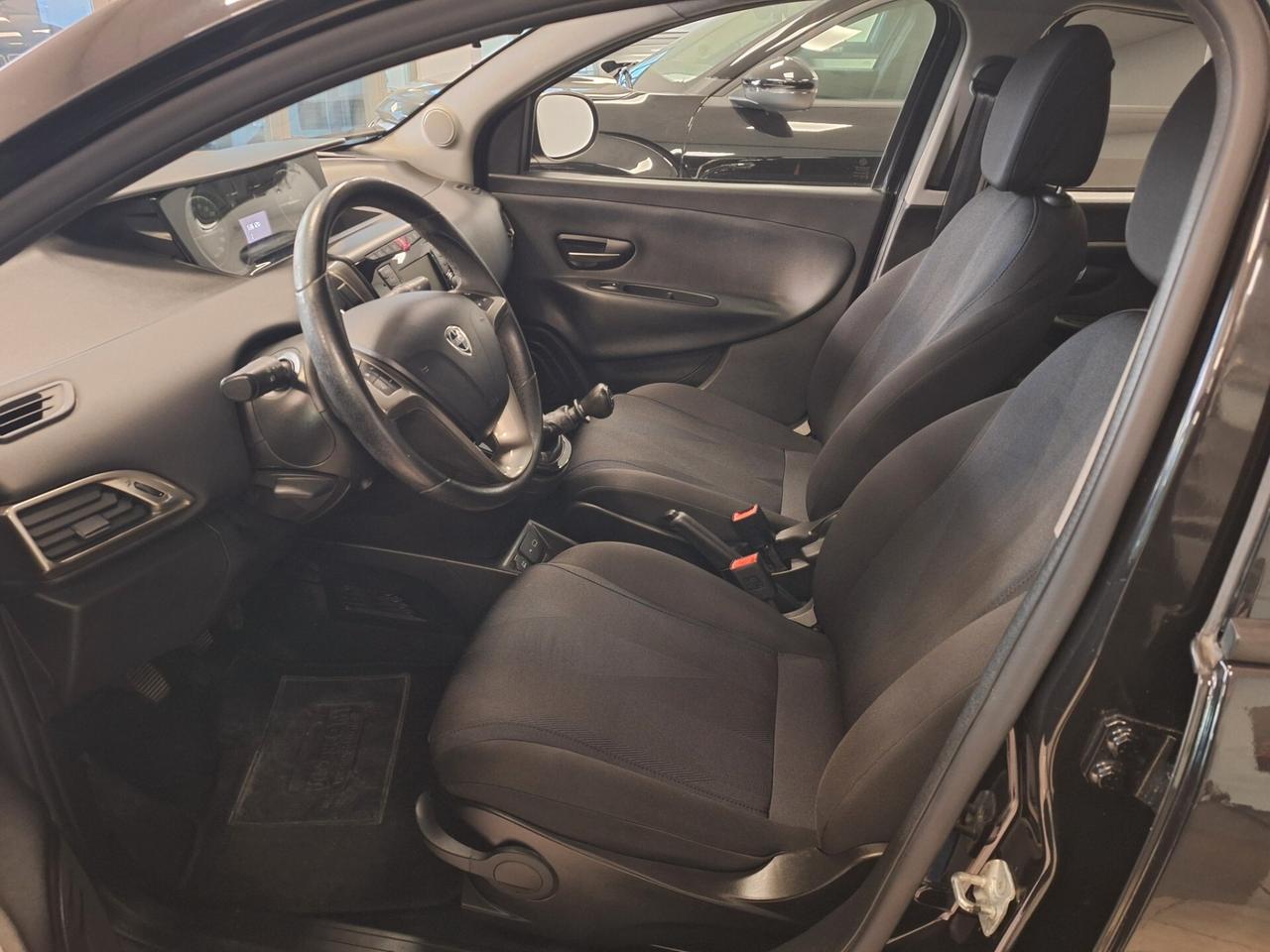 Lancia Ypsilon 1.0 FireFly 5 porte S&S Hybrid Maryne