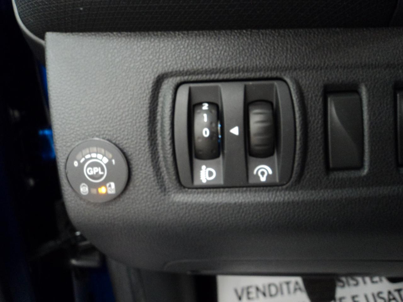 Renault Clio TCe 12V 90 CV GPL Start&Stop 5 porte Energy Duel