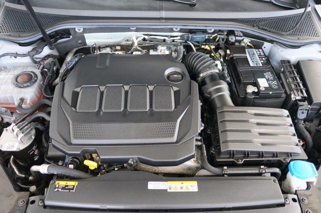 VOLKSWAGEN Passat Variant 2.0 TDI SCR 122 CV EVO DSG Business