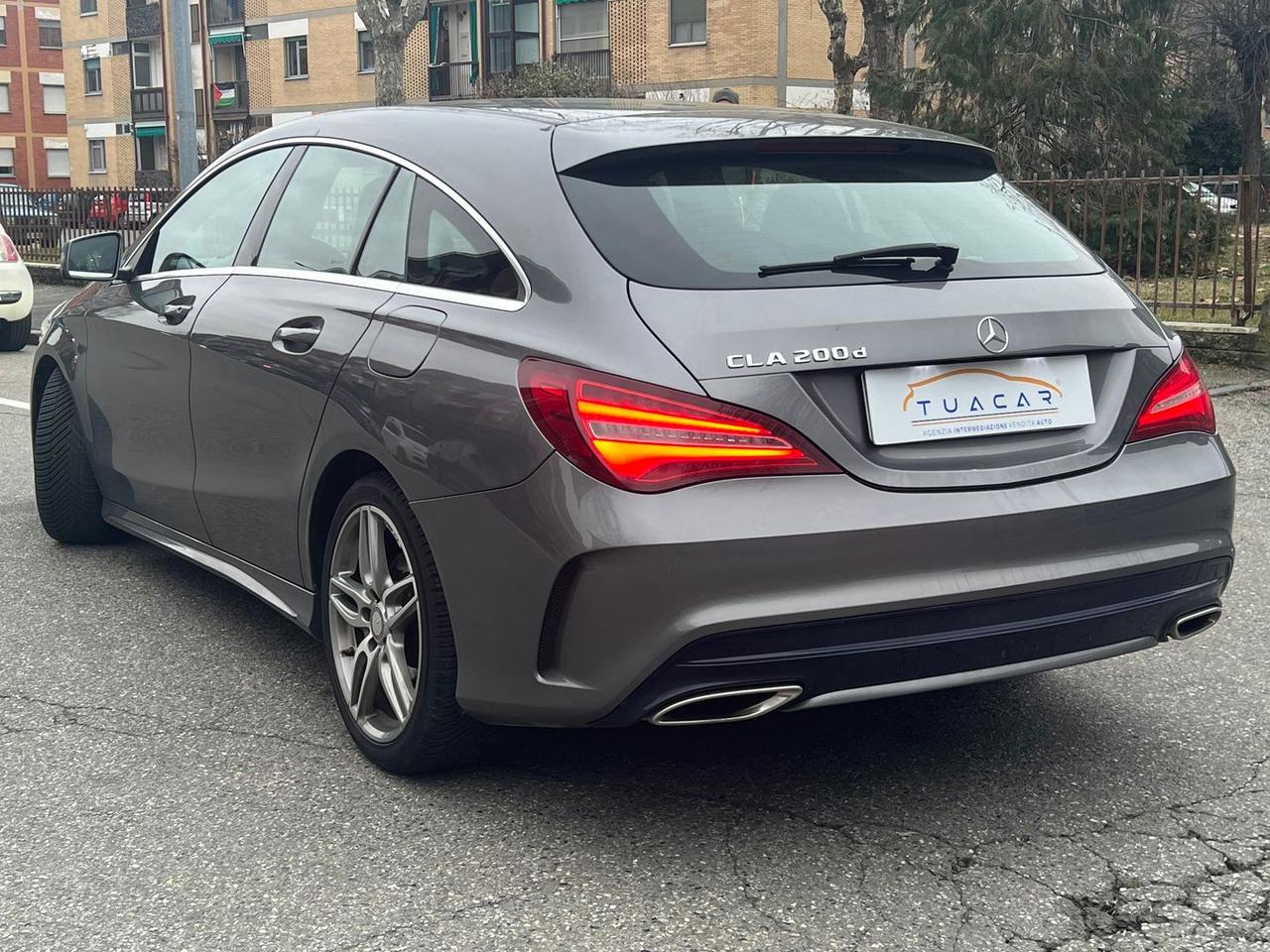 Mercedes-Benz CLA 200 Premium CLA 200 D #9329