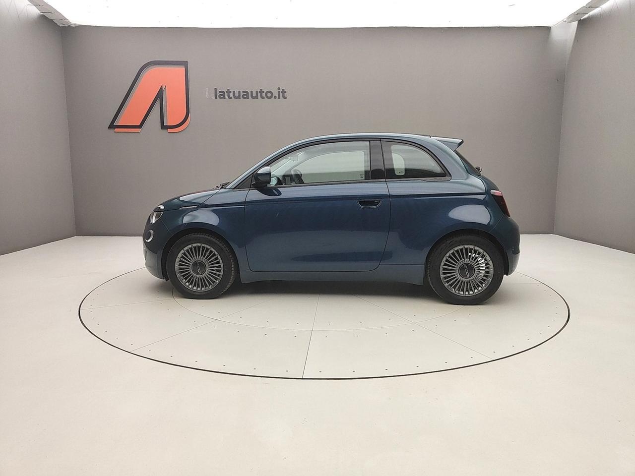 FIAT 500e 3+1 500E 3+1 320KM 118CV 42KW ICON+