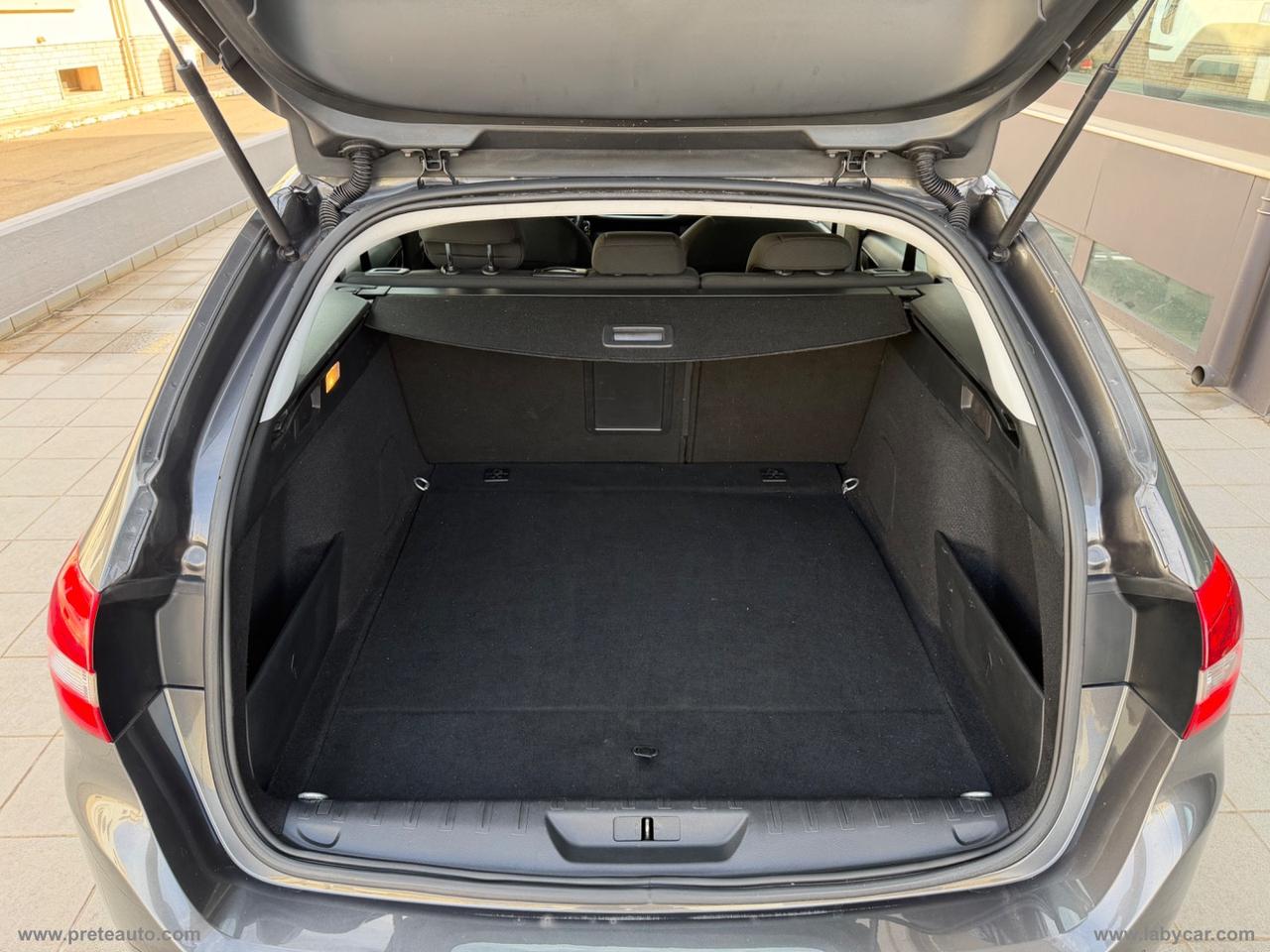 PEUGEOT 308 BlueHDi 130 S&S SW Business