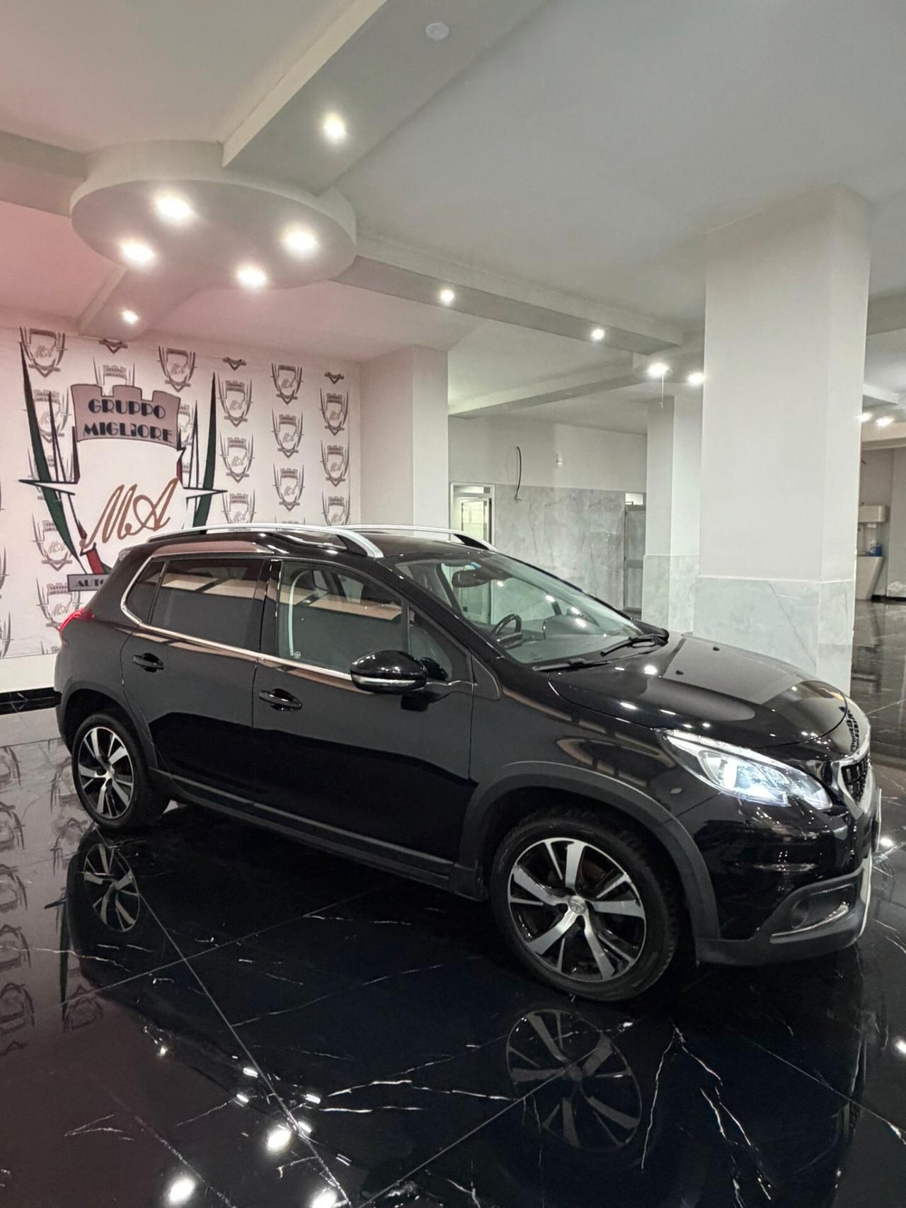 Peugeot 2008 BlueHDi 100 S&S Allure Pack