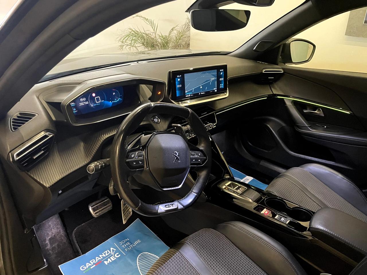 Peugeot 2008 BlueHDi 130 S&S EAT8 GT Pack