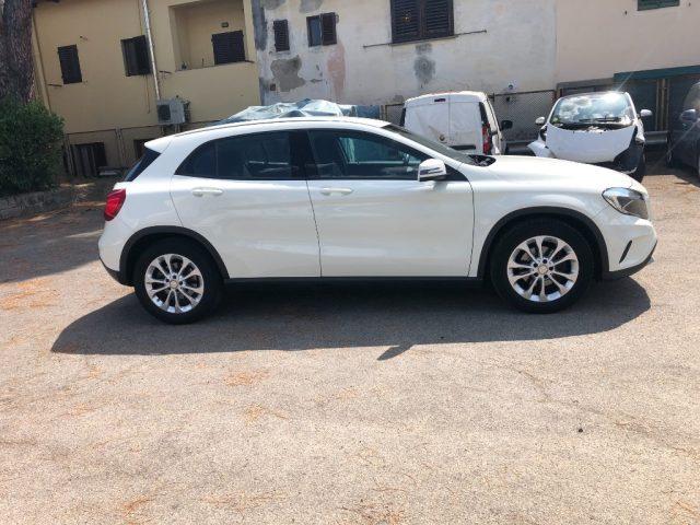 MERCEDES-BENZ GLA 180 d Executive