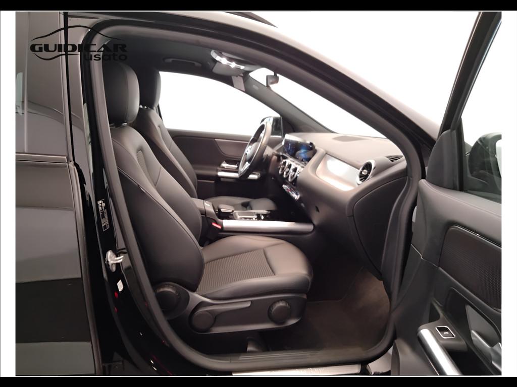 Mercedes-Benz GLA-H247 2020 - GLA 180 d Sport Plus auto