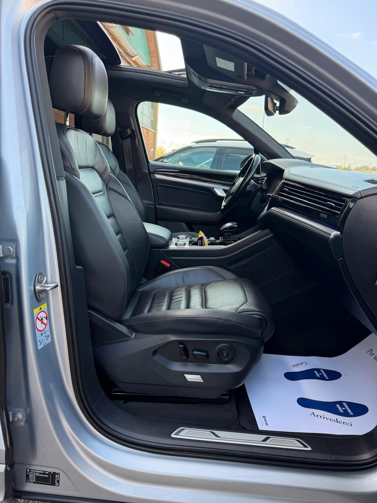 Volkswagen Touareg 3.0 V6 TDI SCR Atmosphere R-LINE TETTO APRIBILE