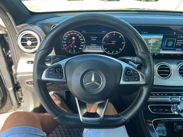 MERCEDES-BENZ E 220 d Auto Premium Plus solo commercianti