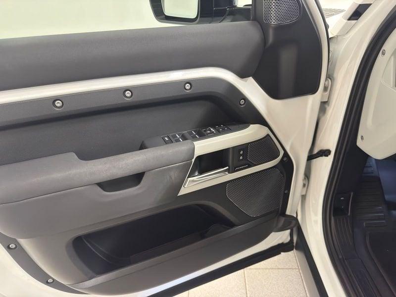 Land Rover Defender 3.0D I6 200 110 SE AWD Autocarro N1 + iva