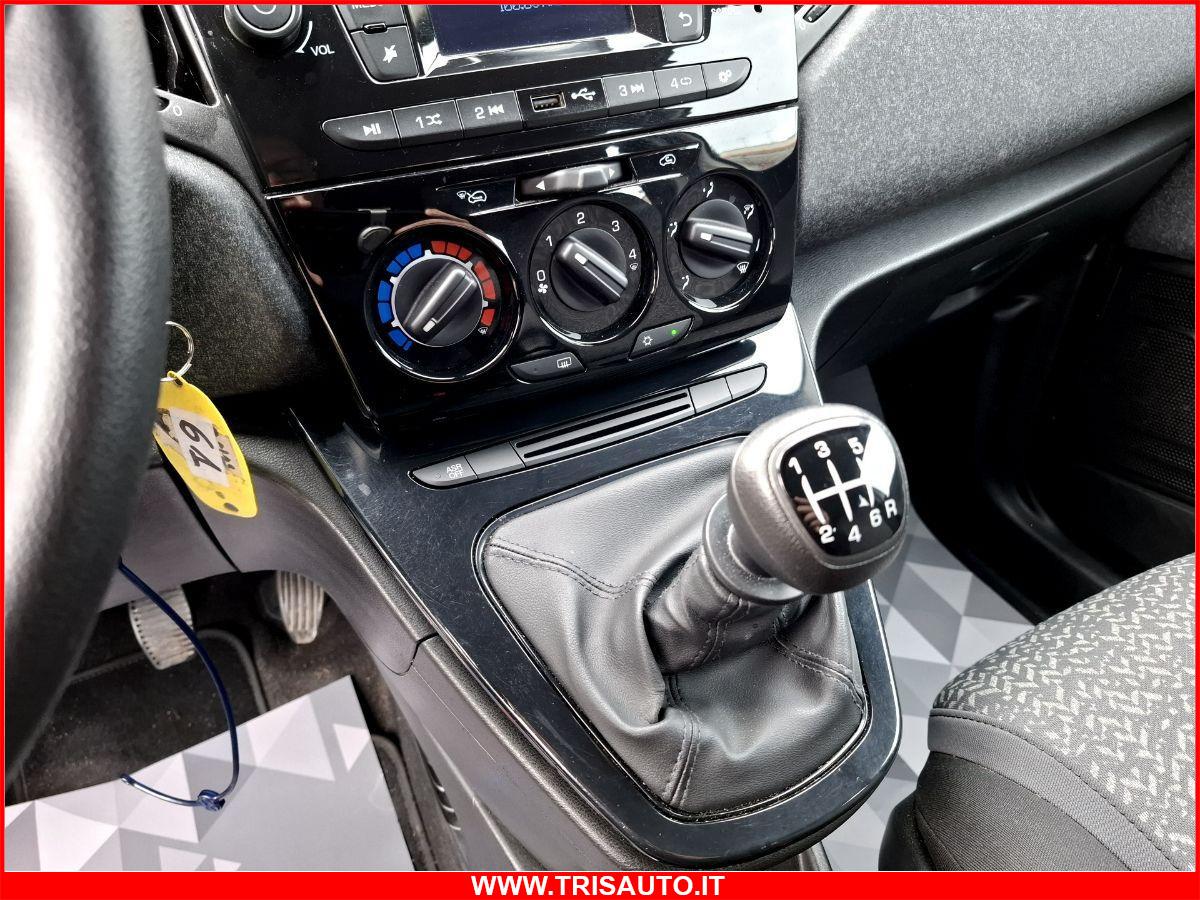 LANCIA Ypsilon 1.0 Hybrid Silver NEOPATENTATI