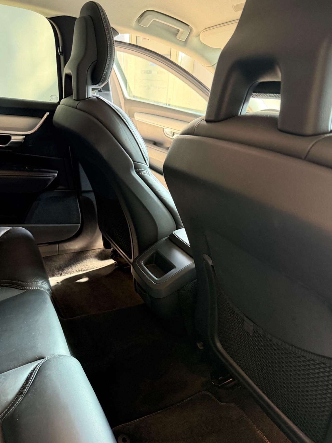 Volvo V90 D4 EU6B INSCRIPTION KMCERT GARANZ