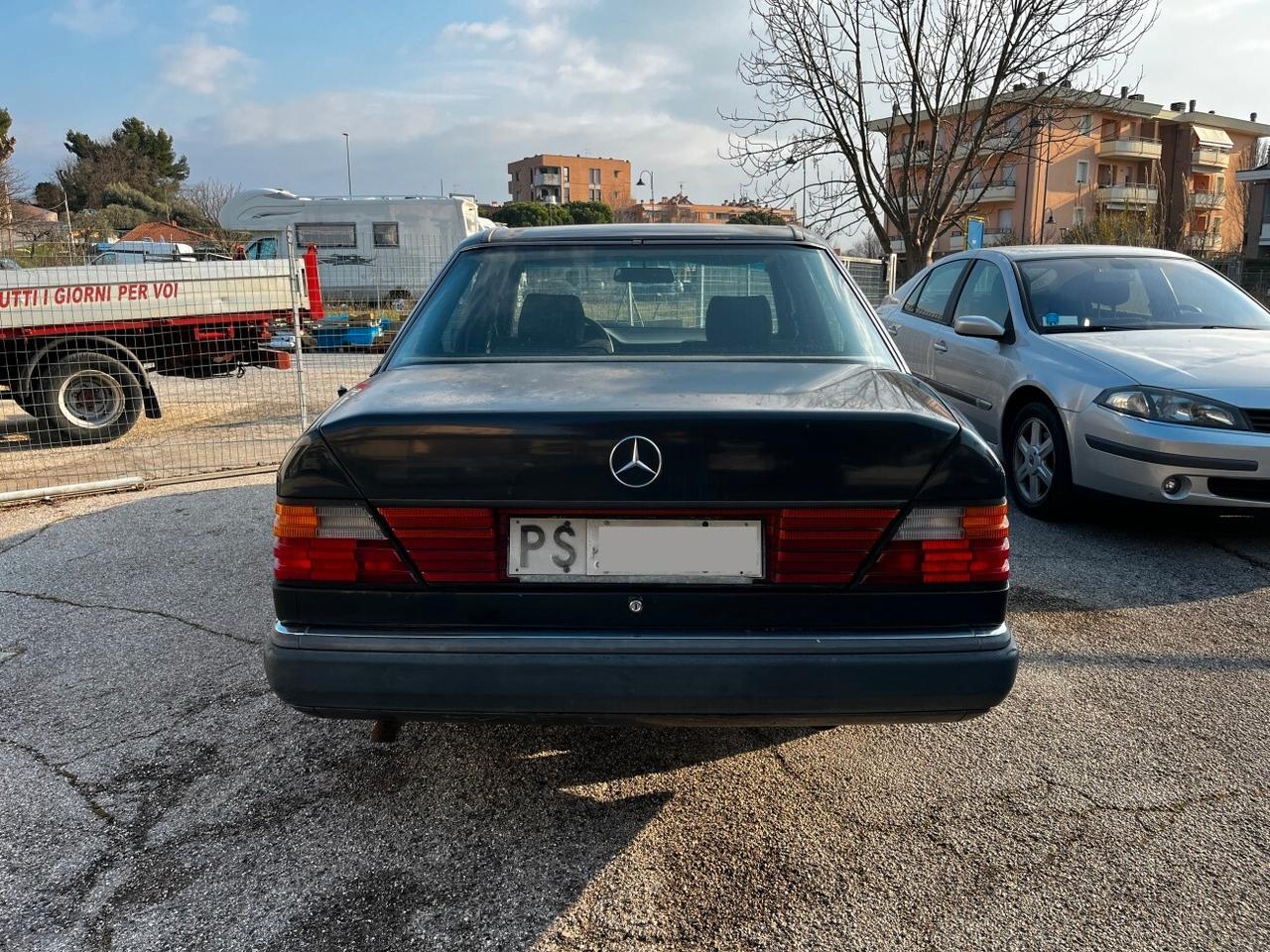 Mercedes-benz 190 2.3 E cat