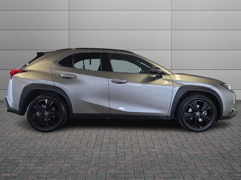 Lexus UX Hybrid 4WD Midnight