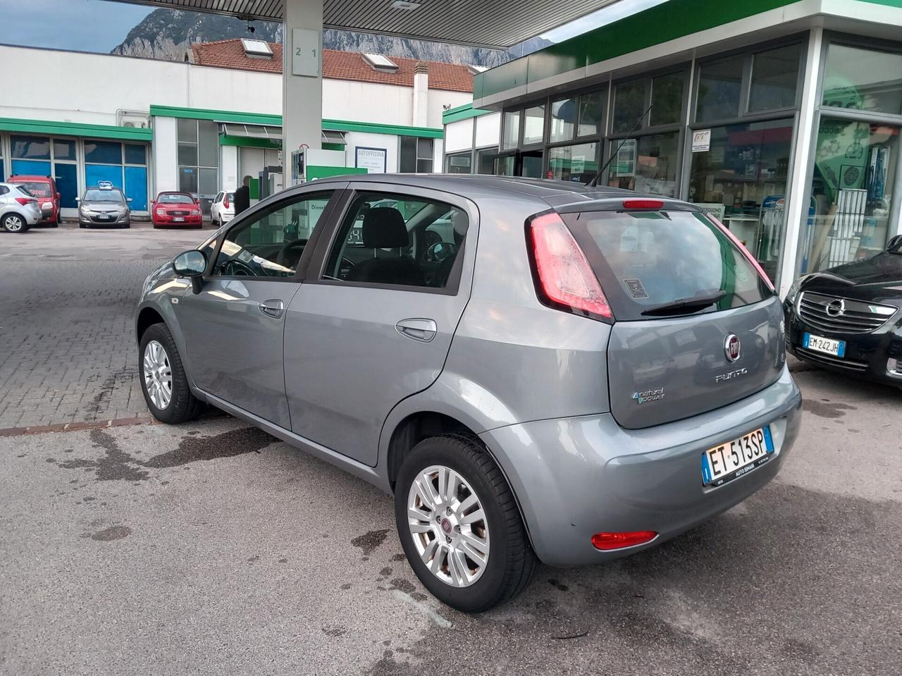 Fiat Punto Benzina/Metano OK NEO