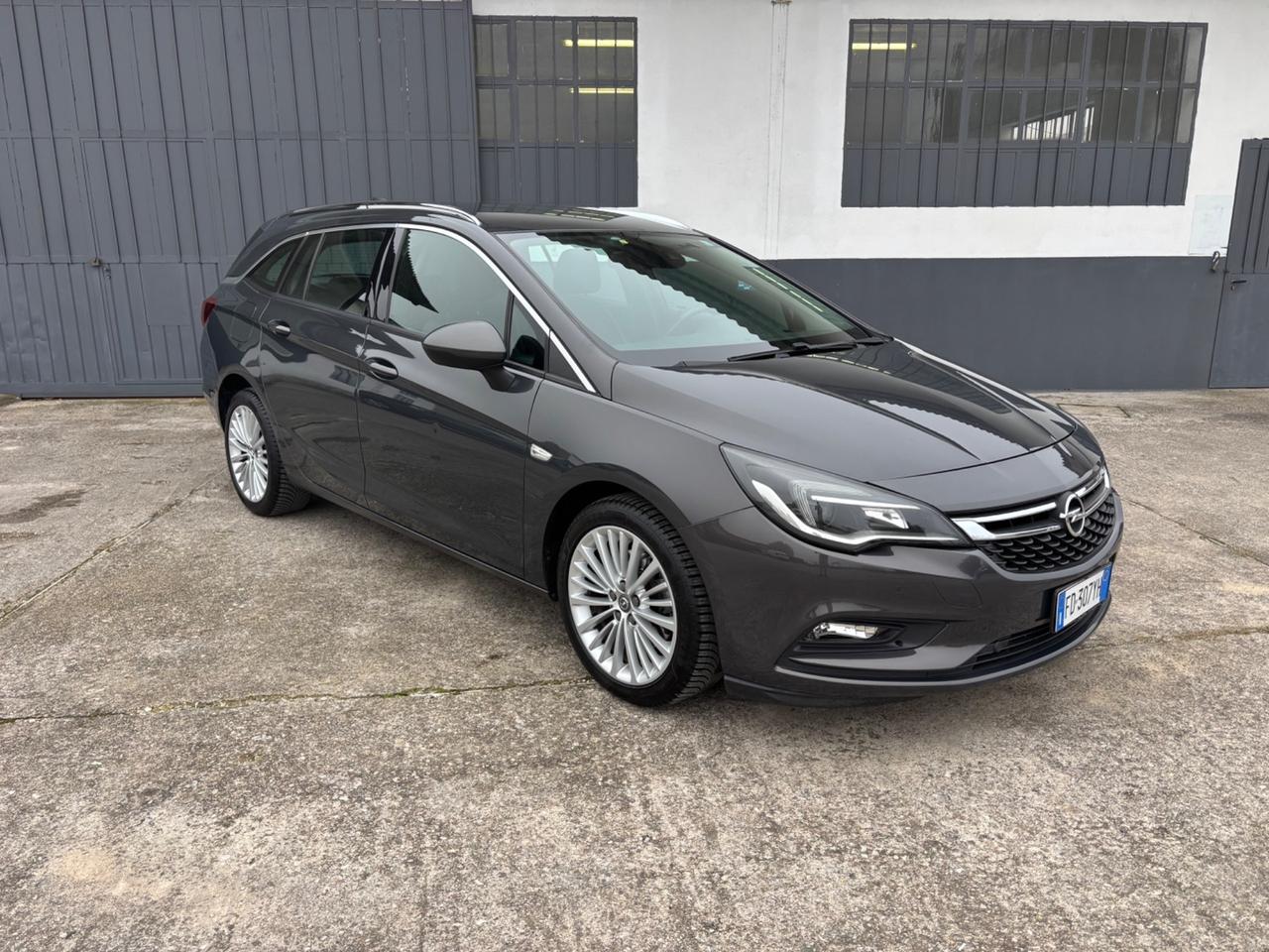 Opel Astra 1.6 CDTi. EURO6-B Garanzia 12 mesi