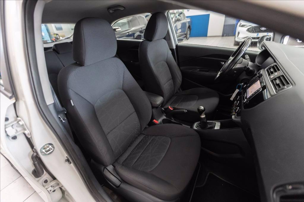 KIA Rio 5p 1.2 Cool eco Gpl del 2017