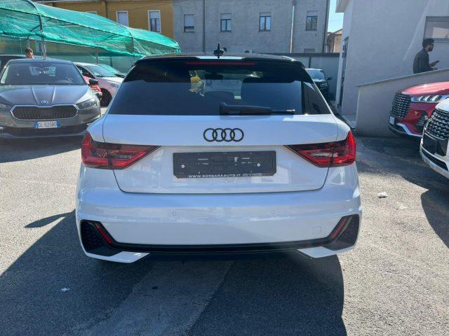 AUDI A1 SPB 30 TFSI Identity Black
