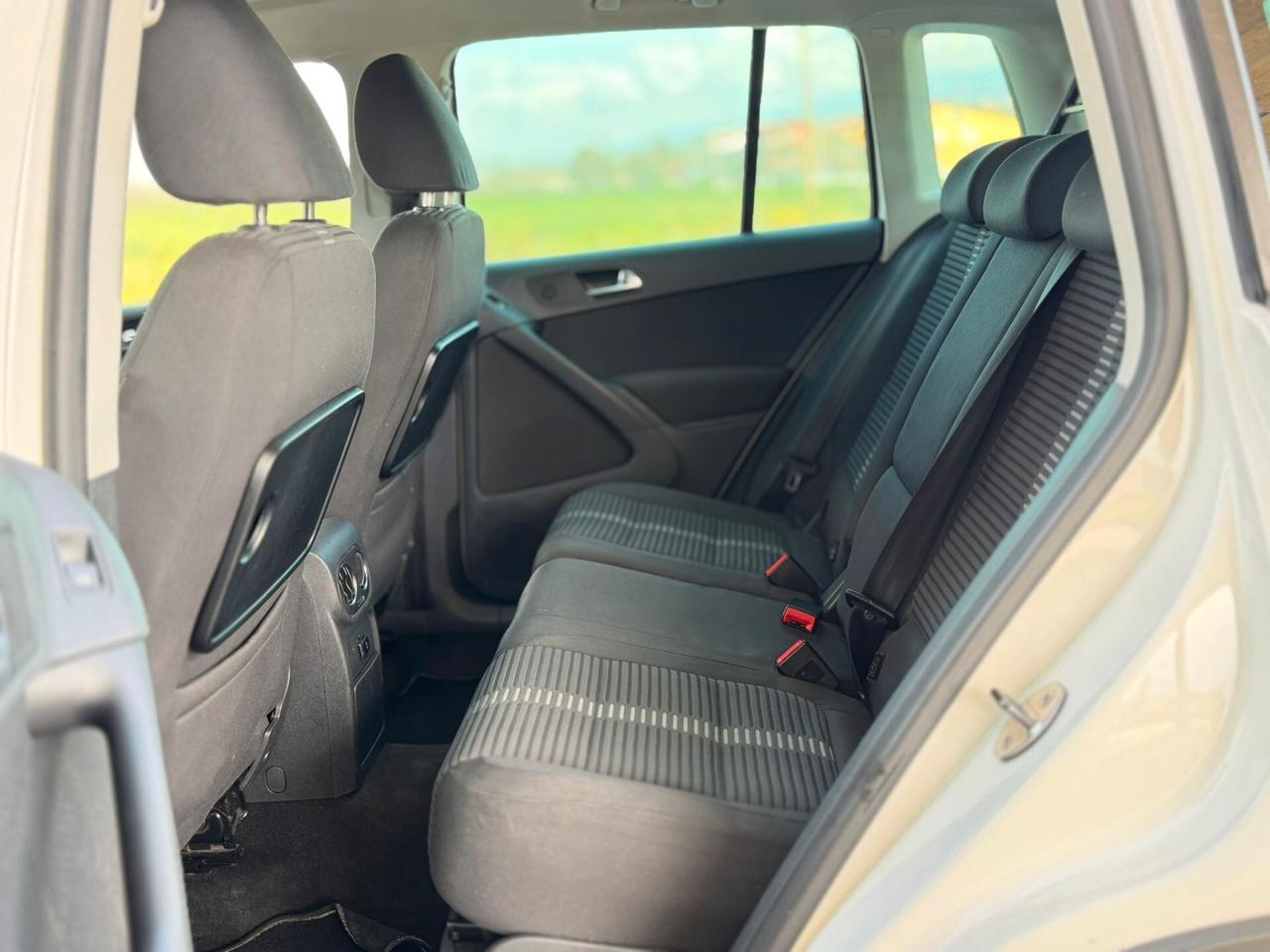 Volkswagen Tiguan 2.0 TDI DPF 4MOTION DSG Sport & Style