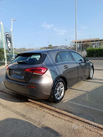 MERCEDES-BENZ A 180 d Automatic Sport i.e