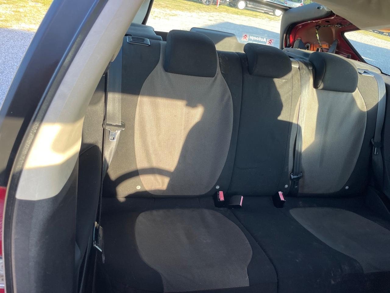 CITROEN C4 CUPE NEOPATENTATI 1.4 BENZINA 2005.
