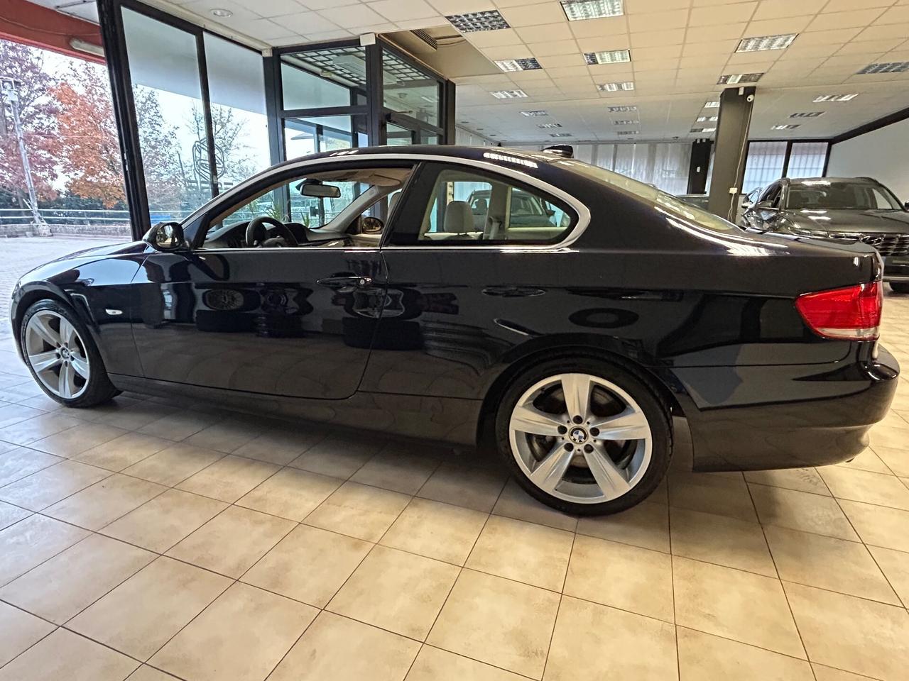 Bmw 330d - 2008 E92 231cv Individual