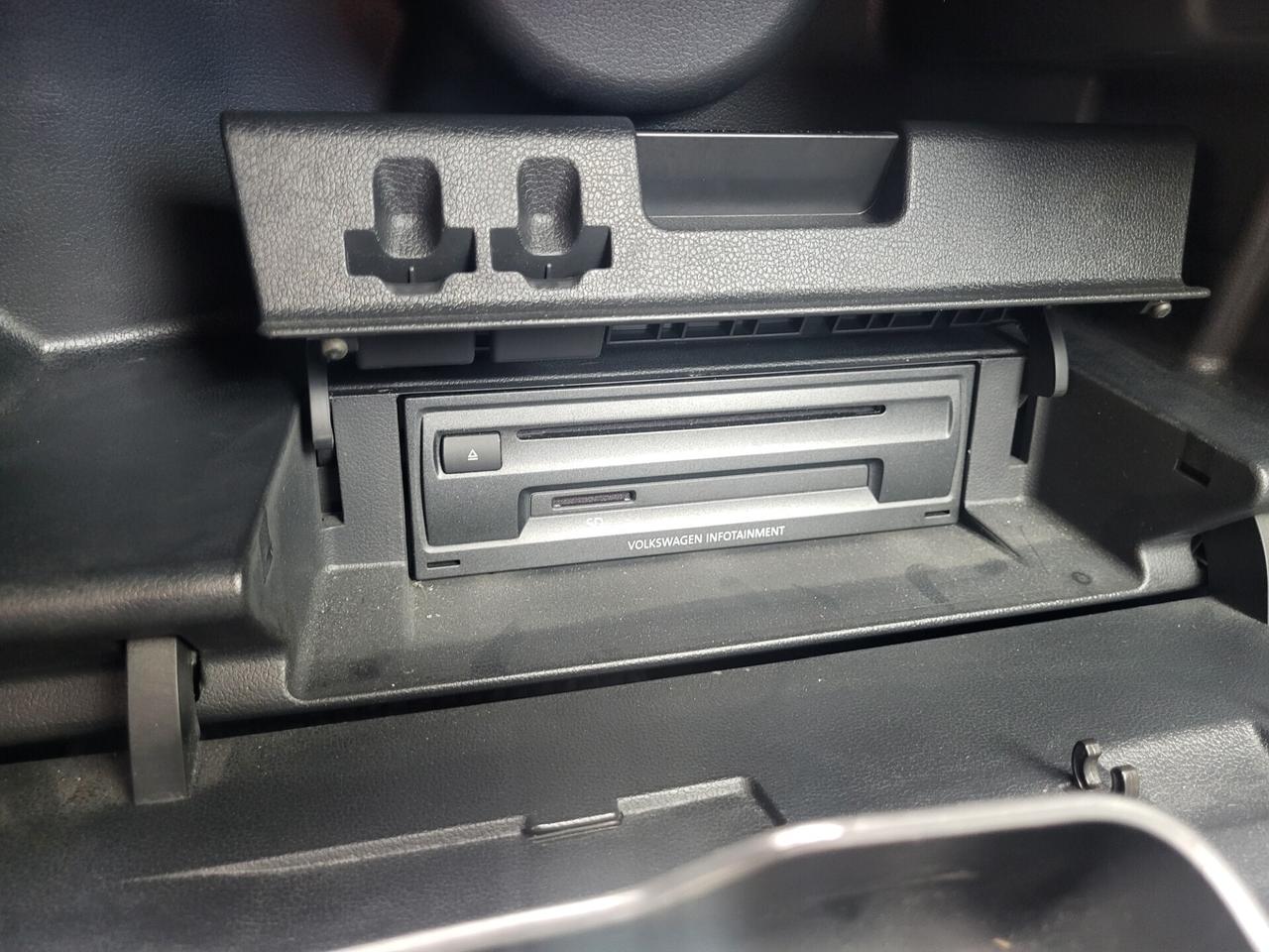 VOLKSWAGEN POLO 1,4 TDI-UNICO PROP-EURO 6-3 REVISI