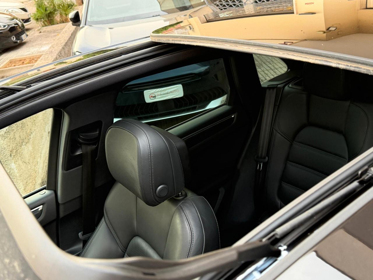Porsche Macan 2.0 245CV