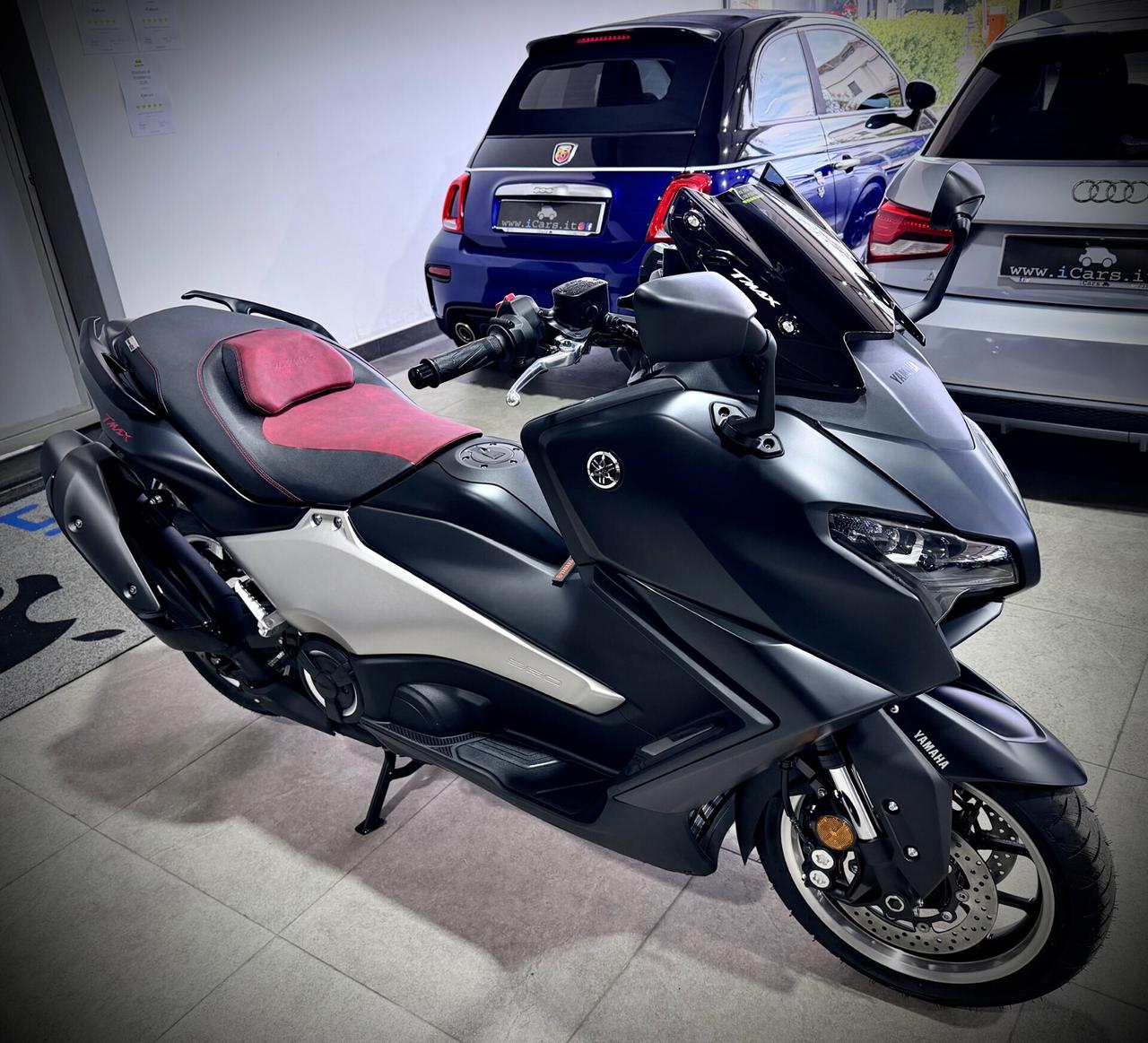Yamaha T Max 560 Black Max 25th Anniversary