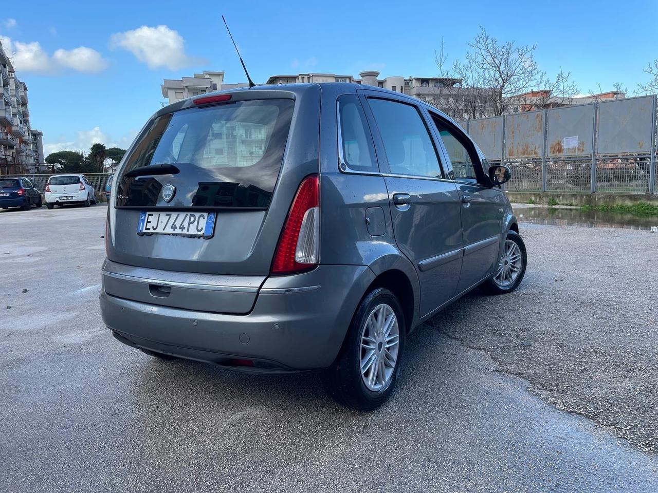 Lancia MUSA 1.3 Mjt 95 CV DFN Diva