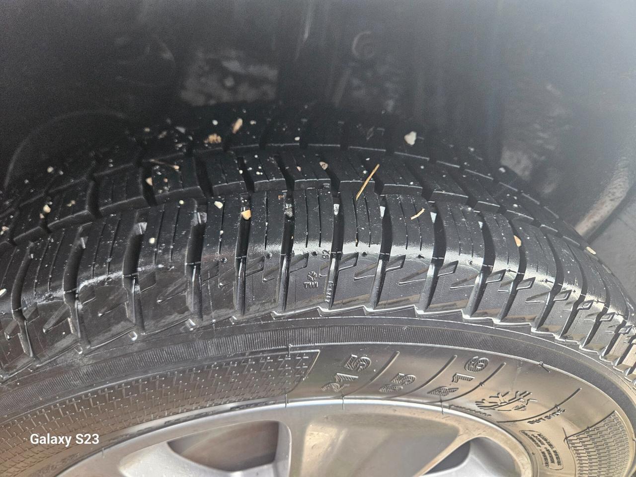 Dacia Duster 1.6 110CV gpl 4x4 Lauréate