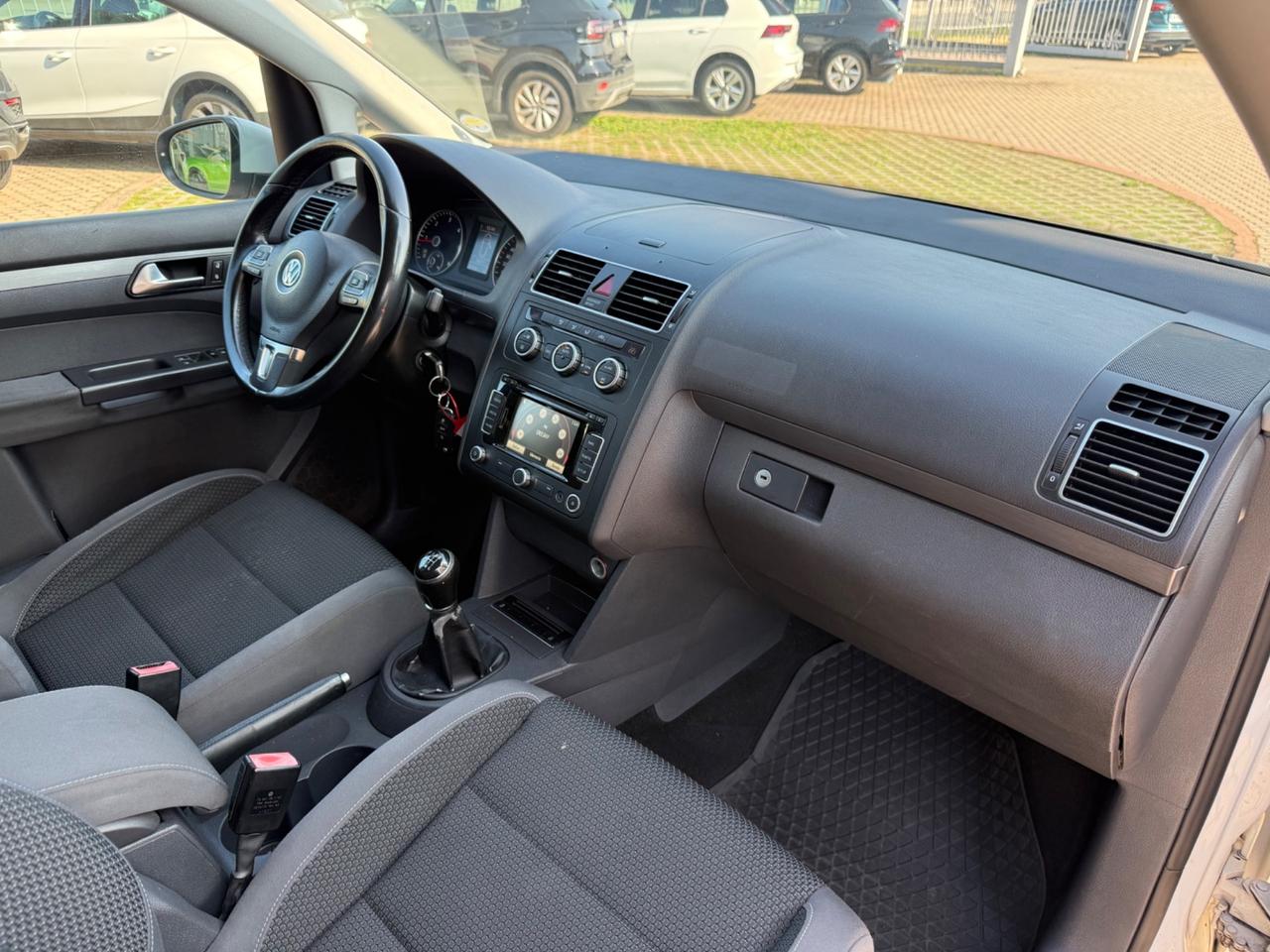 Volkswagen Touran 1.6 TDI Trendline OK NEOPATENTATI