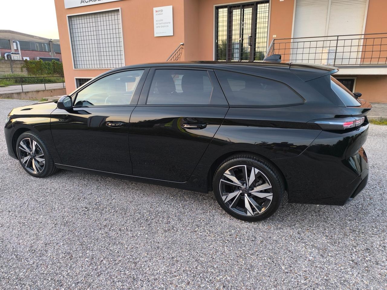 Peugeot 308 BlueHDi 130 S&S EAT8 SW Allure Pack
