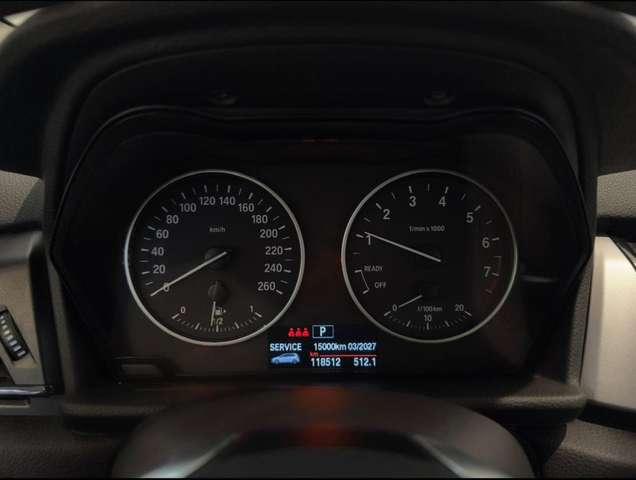 BMW 220 i Active Tourer Advantage