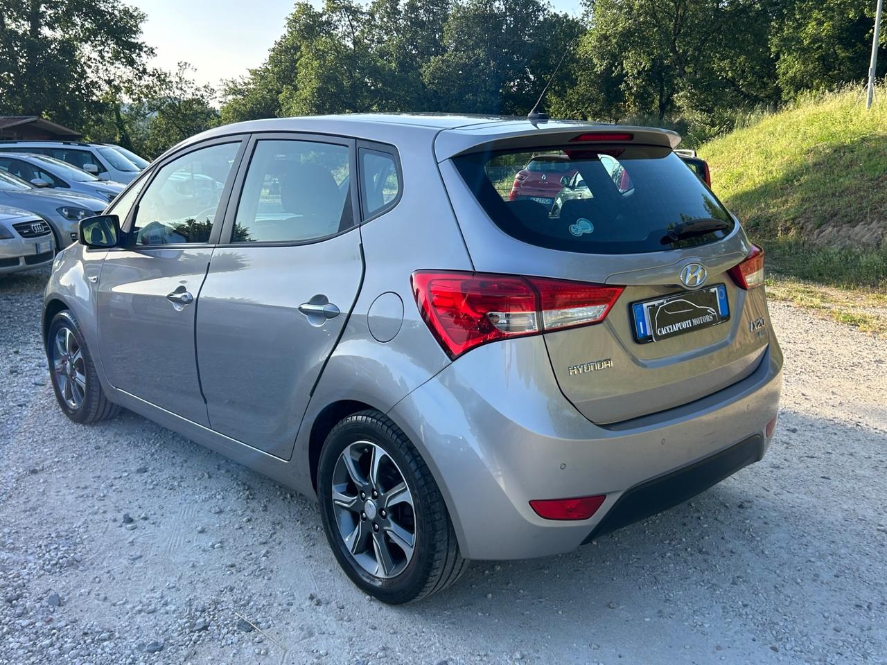 Hyundai iX20 1.4 90 CV GPL Comfort neopatentati permute