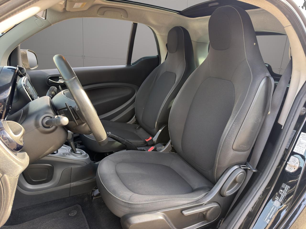 Smart fortwo coupe Fortwo 0.9 t Passion 90cv - Navigatore - Retrocamera - Cerchi 16" - Tetto Panoramico