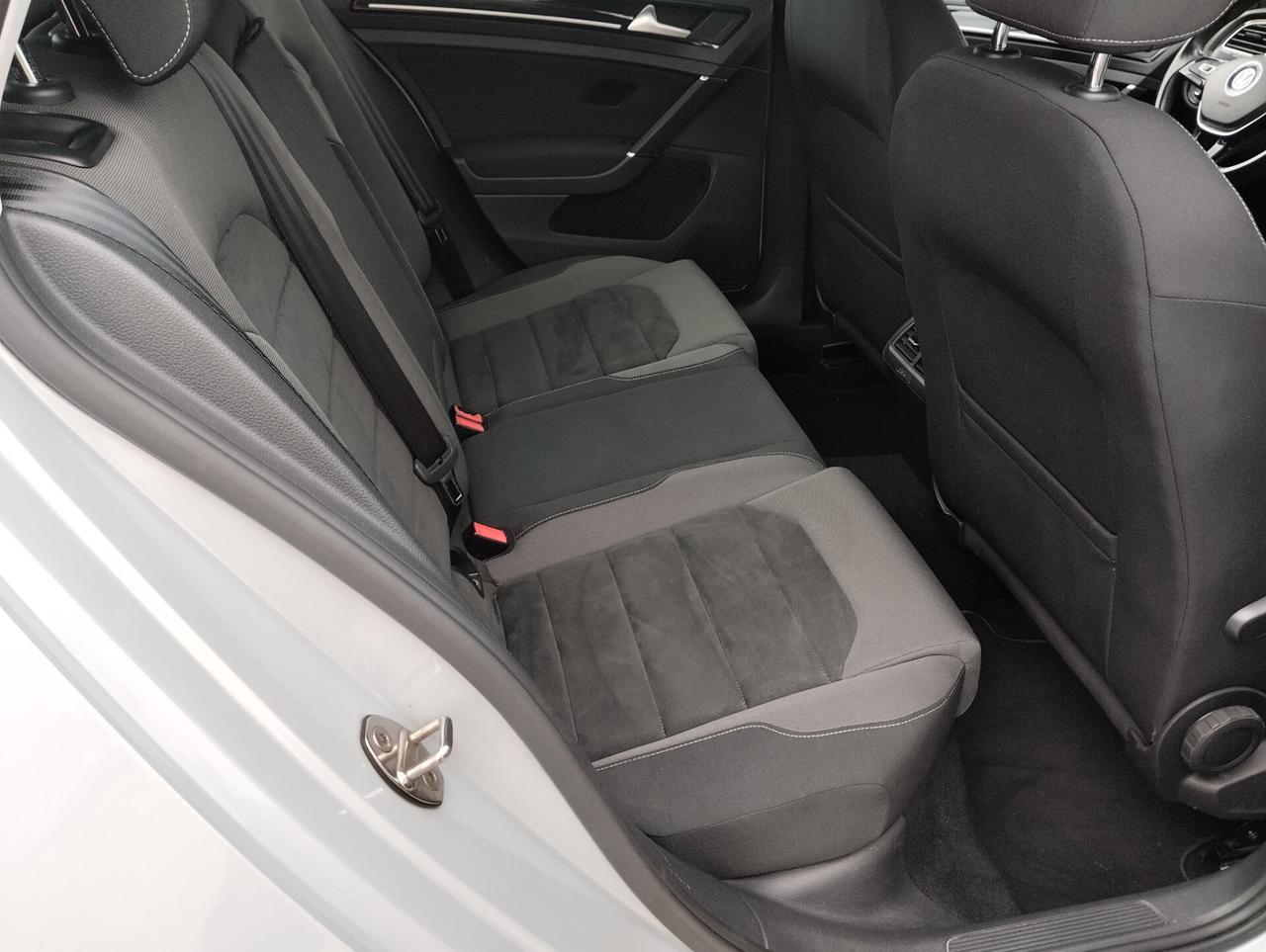 Volkswagen Golf 1.6 TDI 115 CV 5p. Highline BlueMotion Technology