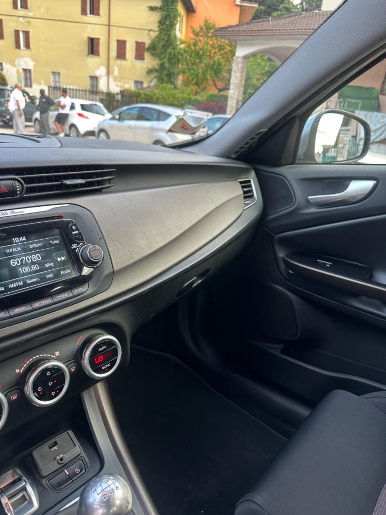 Alfa Romeo GIULIETTA 1.6 JTDm-2 105 CV KMCERT GARANZ UNICOPR