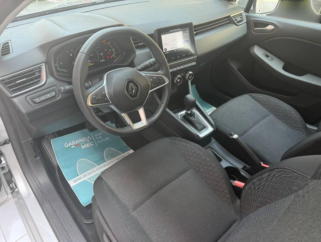 Renault Clio Clio V 2022 1.6 E-Tech hybrid Business 140cv auto