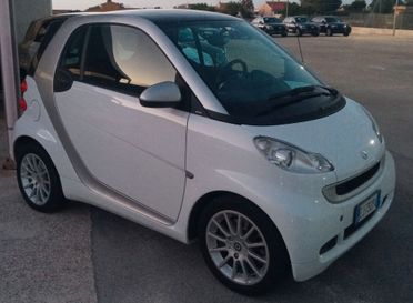 Smart ForTwo 1000 52 kW coupé passion