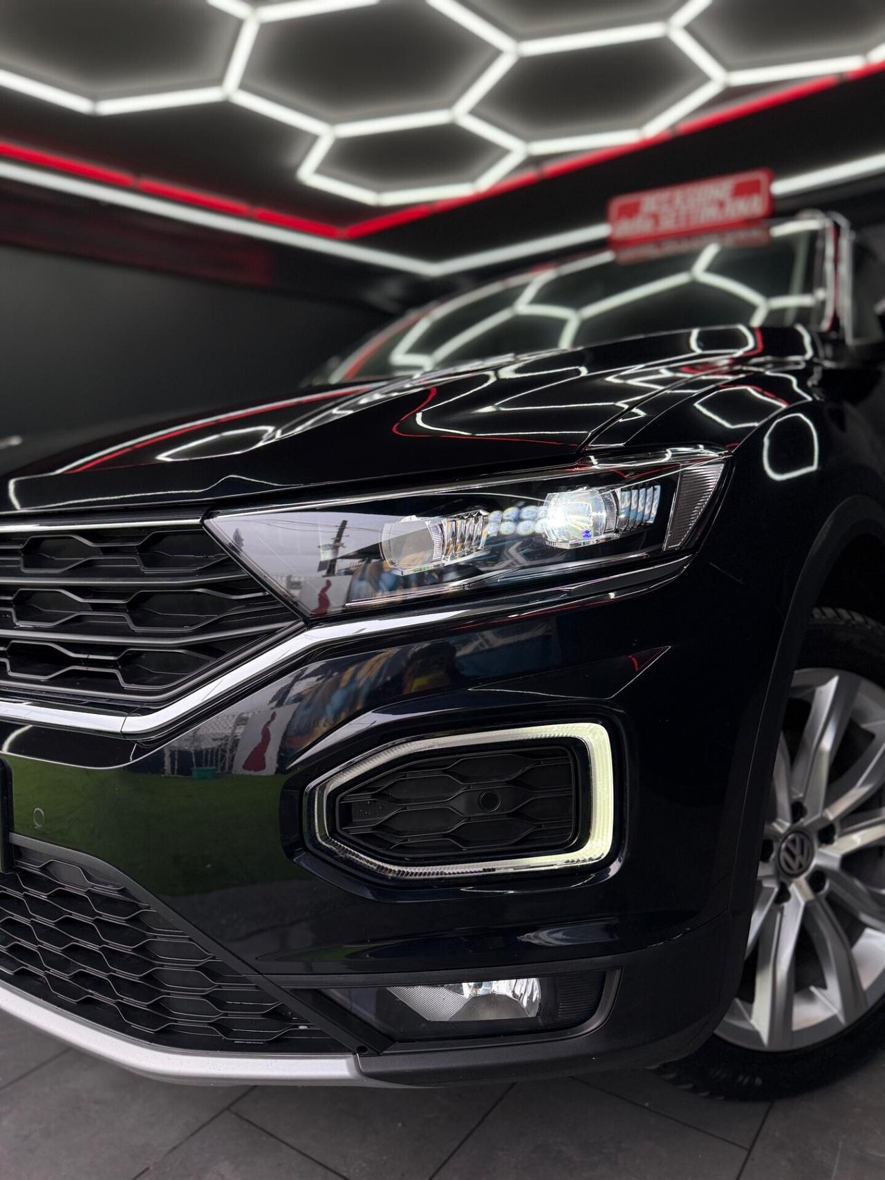 Volkswagen T-Roc 1.6 TDI SCR Advanced BLACK 10/2018