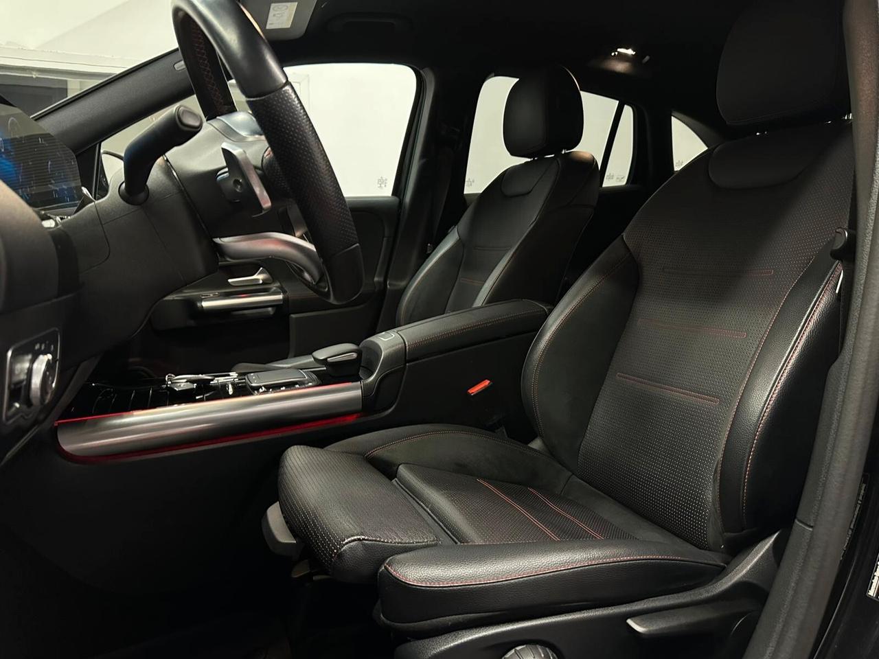 GLA 200d Automatic 4Matic Premium Edition 1