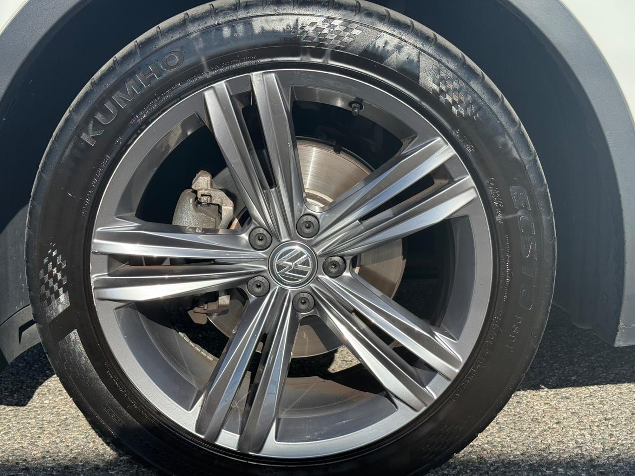 Volkswagen Tiguan 1.6 TDI SCR Sport BlueMotion Technology