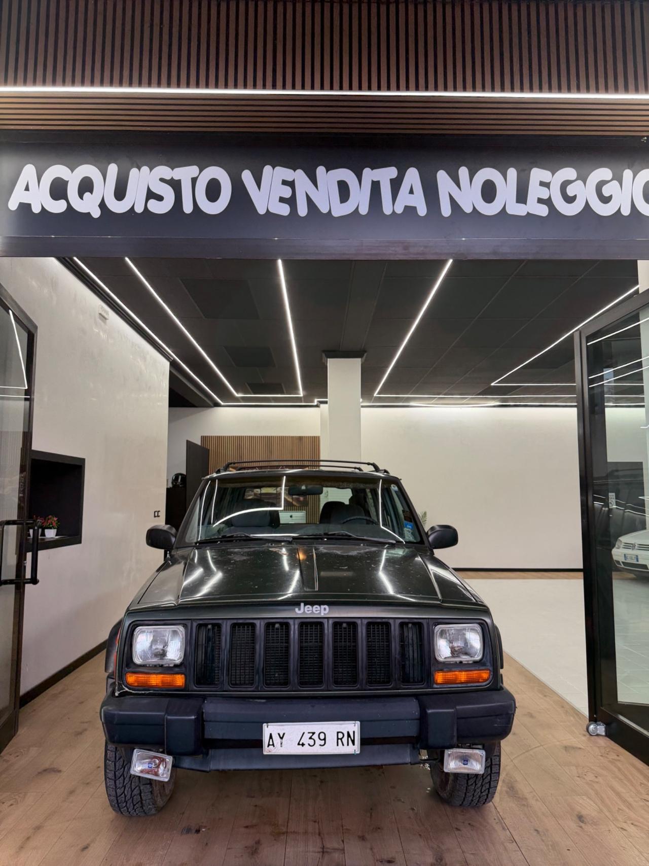 Jeep Cherokee 2.5 TD 5 porte Command-Trac Jamboree