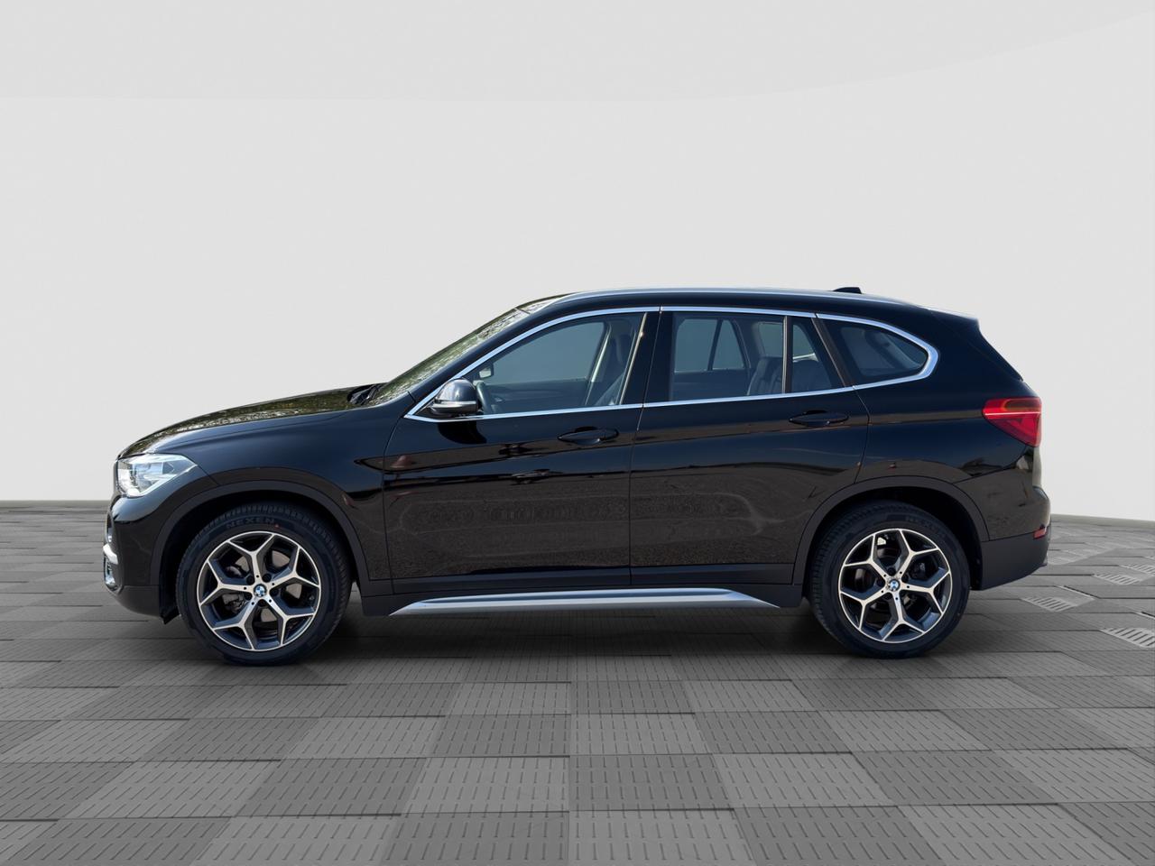 BMW X1 (F48) X1 sDrive18i xLine